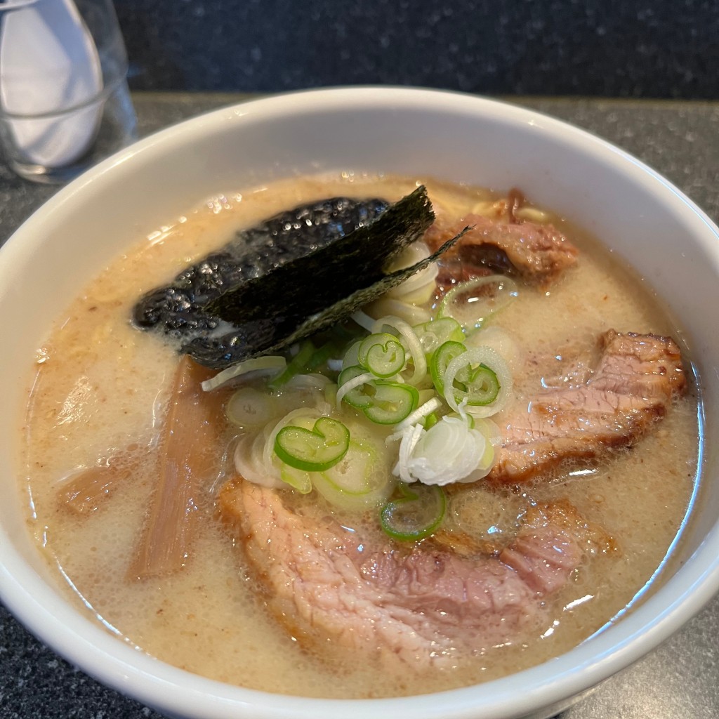 minaox7さんが投稿した婦中町西本郷ラーメン / つけ麺のお店らーめん楓/ラーメンカエデの写真