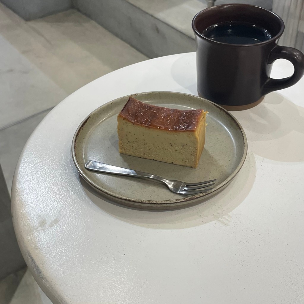 ユーザーが投稿したコーヒーとケーキの写真 - 実際訪問したユーザーが直接撮影して投稿した高円寺北カフェRAD BROS CAFEの写真