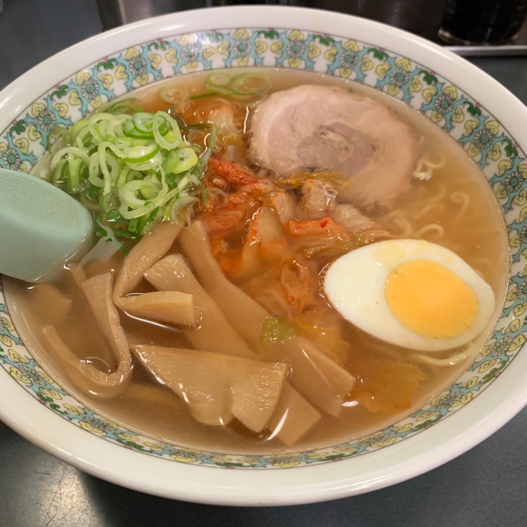 DeliciousDinnerさんが投稿した高木中央ラーメン / つけ麺のお店屋台ラーメン榎/えのきの写真