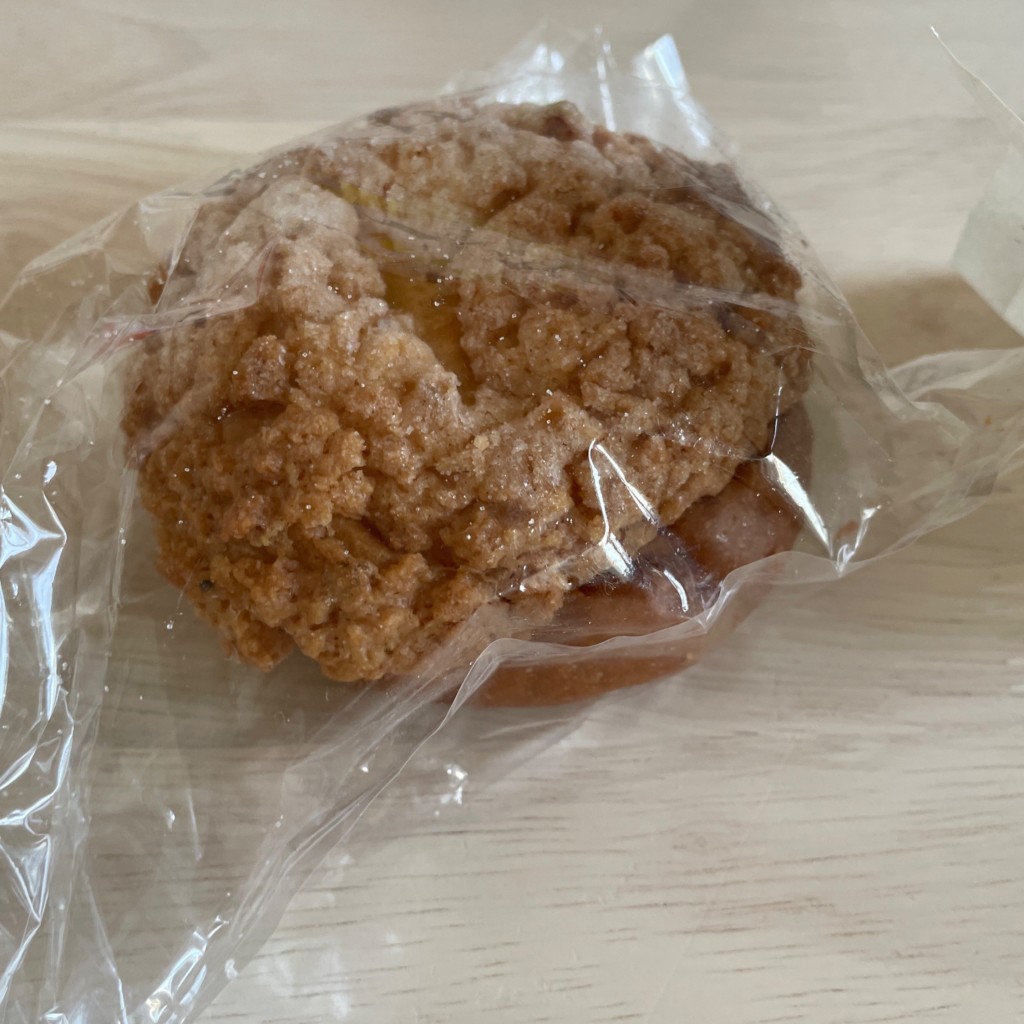 ユーザーが投稿したメロンパンの写真 - 実際訪問したユーザーが直接撮影して投稿した新丸子町ケーキTINY BREAD & CAKE NATURA MARKETの写真