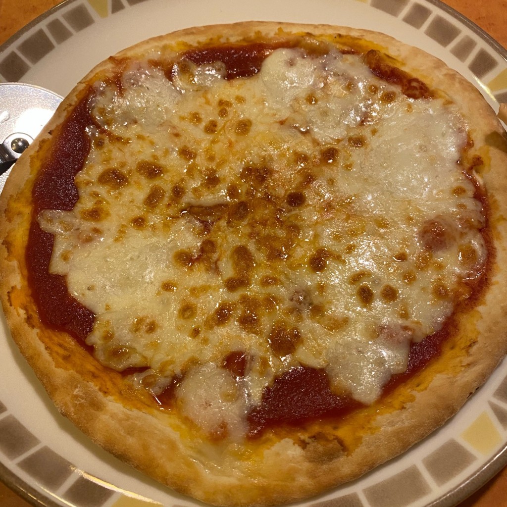 ユーザーが投稿したマルゲリータピザの写真 - 実際訪問したユーザーが直接撮影して投稿した新西方イタリアンサイゼリヤ イオンモール桑名店の写真