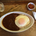 ハヤシライス目玉焼きのせ - 実際訪問したユーザーが直接撮影して投稿した門前町喫茶店喫茶チロルの写真のメニュー情報