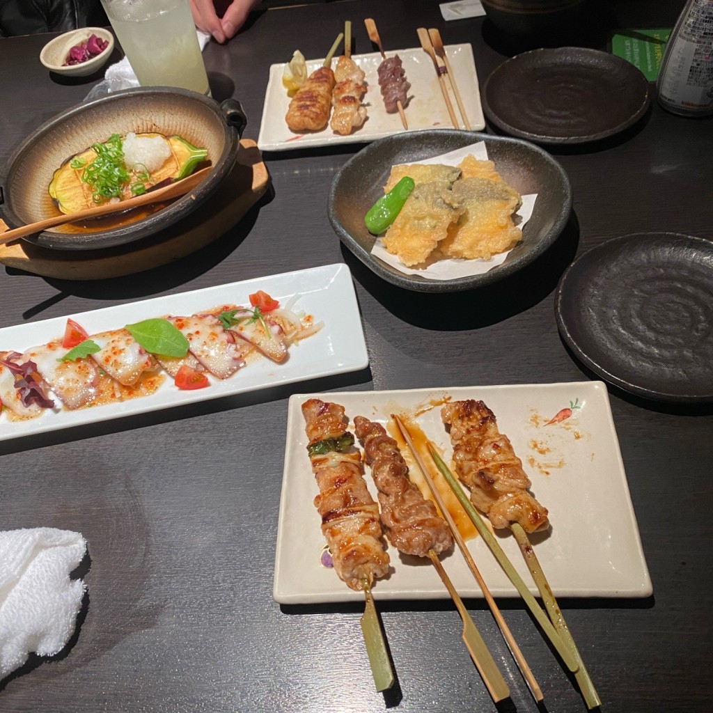 ましゅっこさんが投稿した二条城町居酒屋のお店焼きとり・釜飯 いろはかるた 木屋町本店/ヤキトリカマメシ イロハカルタキヤマチホンテンの写真