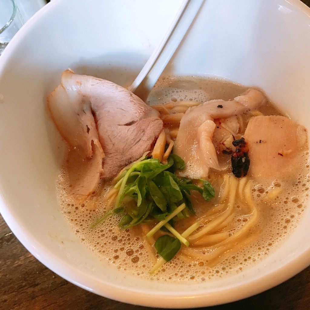 ぴっぴーさんが投稿した元浜町ラーメン / つけ麺のお店號tetu/メンヤコテツの写真