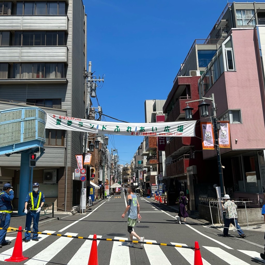 実際訪問したユーザーが直接撮影して投稿した富ヶ谷駅（代表）代々木公園駅 (東京メトロ千代田線)の写真