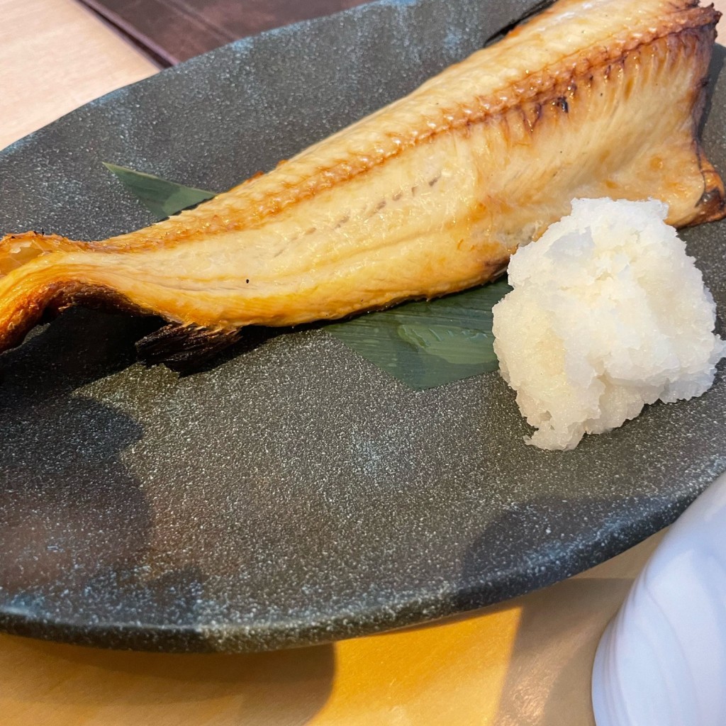 ユーザーが投稿した焼きホッケ定食の写真 - 実際訪問したユーザーが直接撮影して投稿したライカム定食屋五穀 イオンモール沖縄ライカム店の写真