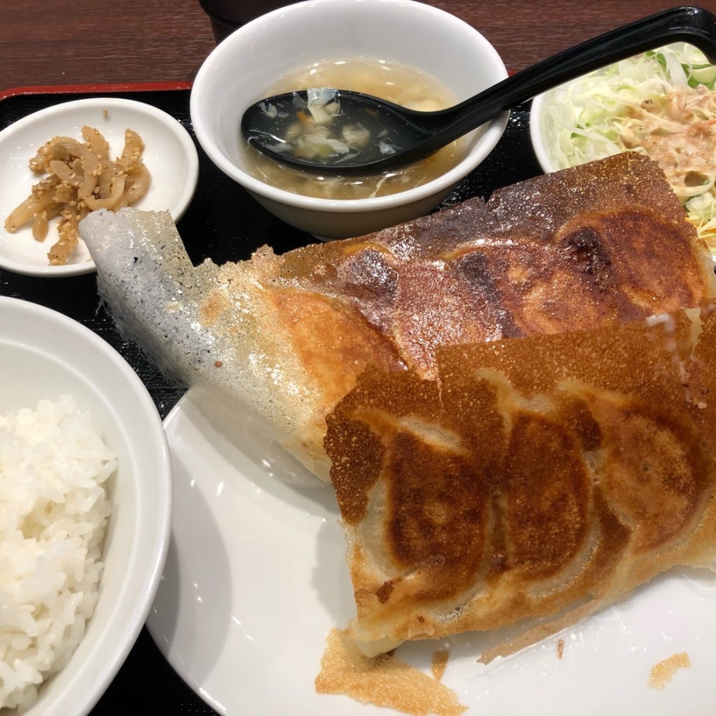 ユーザーが投稿したヤキ (餃子定食)の写真 - 実際訪問したユーザーが直接撮影して投稿した北沢中華料理歓迎 下北沢店の写真