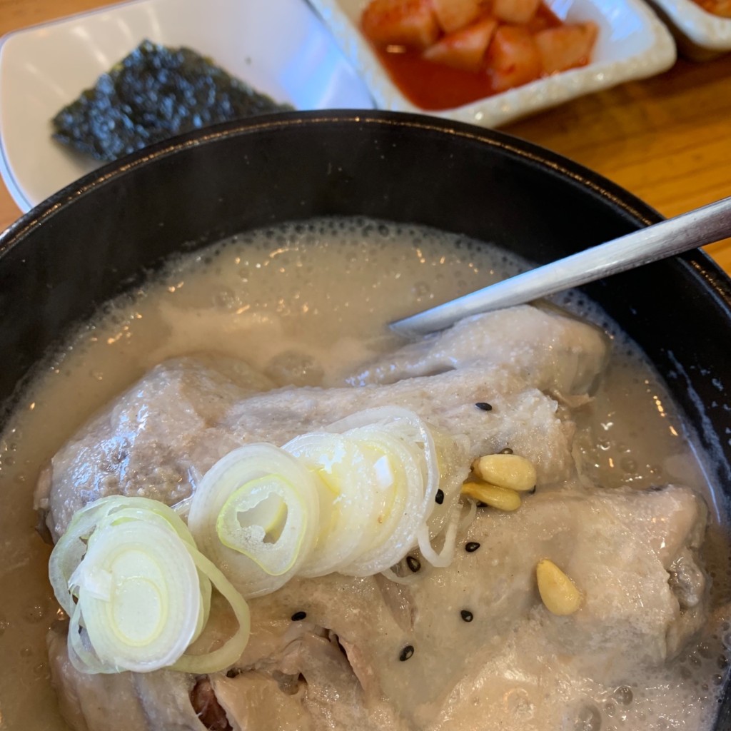 yuこまちさんが投稿した大久保韓国料理のお店高麗参鶏湯/コウライサムゲタンの写真