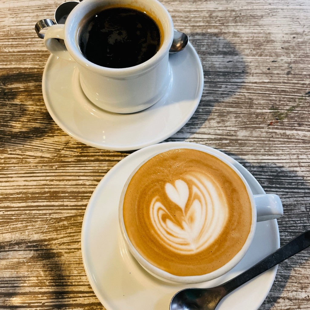 ユーザーが投稿したWhite Cafe Latte/カフェラテの写真 - 実際訪問したユーザーが直接撮影して投稿した千駄木カフェCIBI 東京店の写真