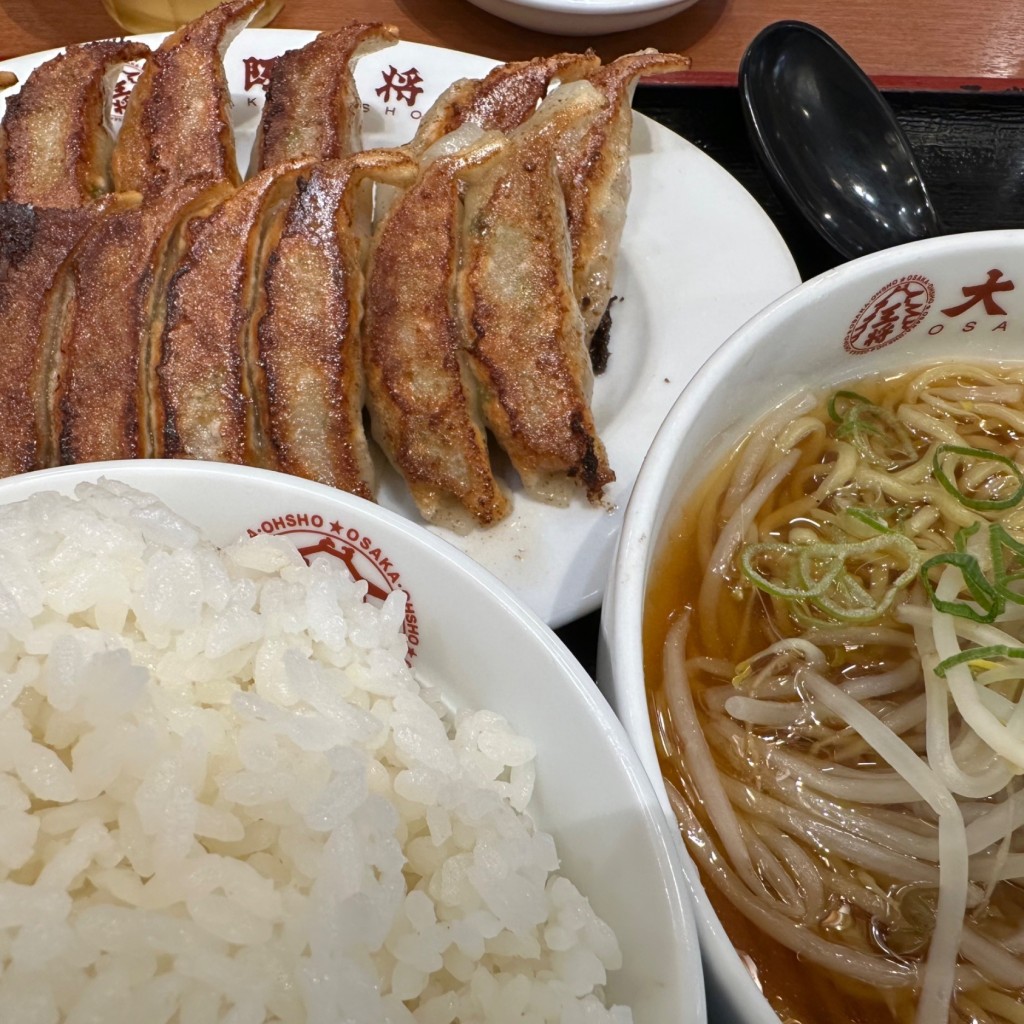 ユーザーが投稿した餃子ラーメンセットダブルの写真 - 実際訪問したユーザーが直接撮影して投稿した富士見餃子大阪王将 千葉中央店の写真