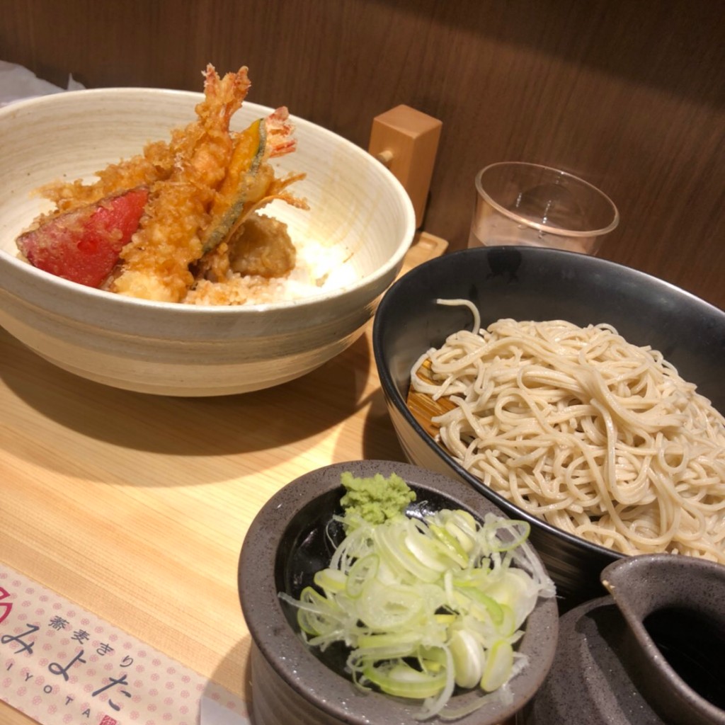 ユーザーが投稿した天丼+せいろ蕎麦の写真 - 実際訪問したユーザーが直接撮影して投稿した南青山そば蕎麦きり みよた 青山本店の写真