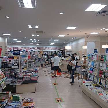 斎村政広さんが投稿した潮江書店 / 古本屋のお店くまざわ書店 あまがさき店/クマザワショテン アマガサキテンの写真