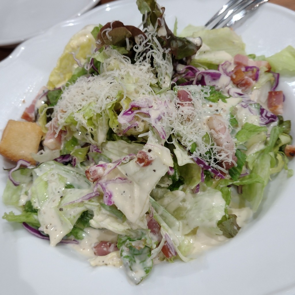 ユーザーが投稿したシーザーサラダの写真 - 実際訪問したユーザーが直接撮影して投稿したつつみ野イタリアンイタリア食堂 オリーブの丘 野田つつみ野店の写真