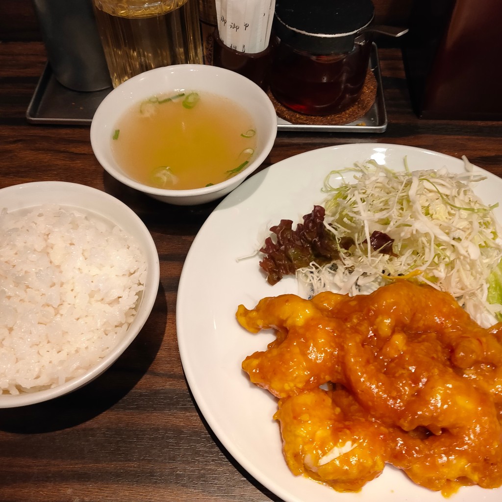 ユーザーが投稿した1300円ご飯セットの写真 - 実際訪問したユーザーが直接撮影して投稿した曾根崎餃子珉珉 曽根崎店の写真