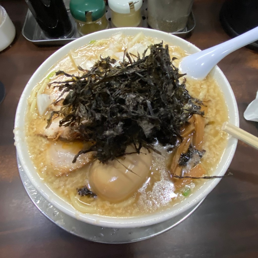 ユーザーが投稿した丸徳ラーメン(全部のせ)の写真 - 実際訪問したユーザーが直接撮影して投稿した蒲田ラーメン専門店らーめん 潤 蒲田店の写真