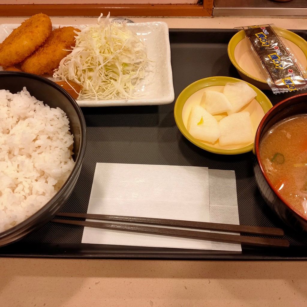 ユーザーが投稿した朝コロッケ定食の写真 - 実際訪問したユーザーが直接撮影して投稿した原町田とんかつ松のや 町田店の写真