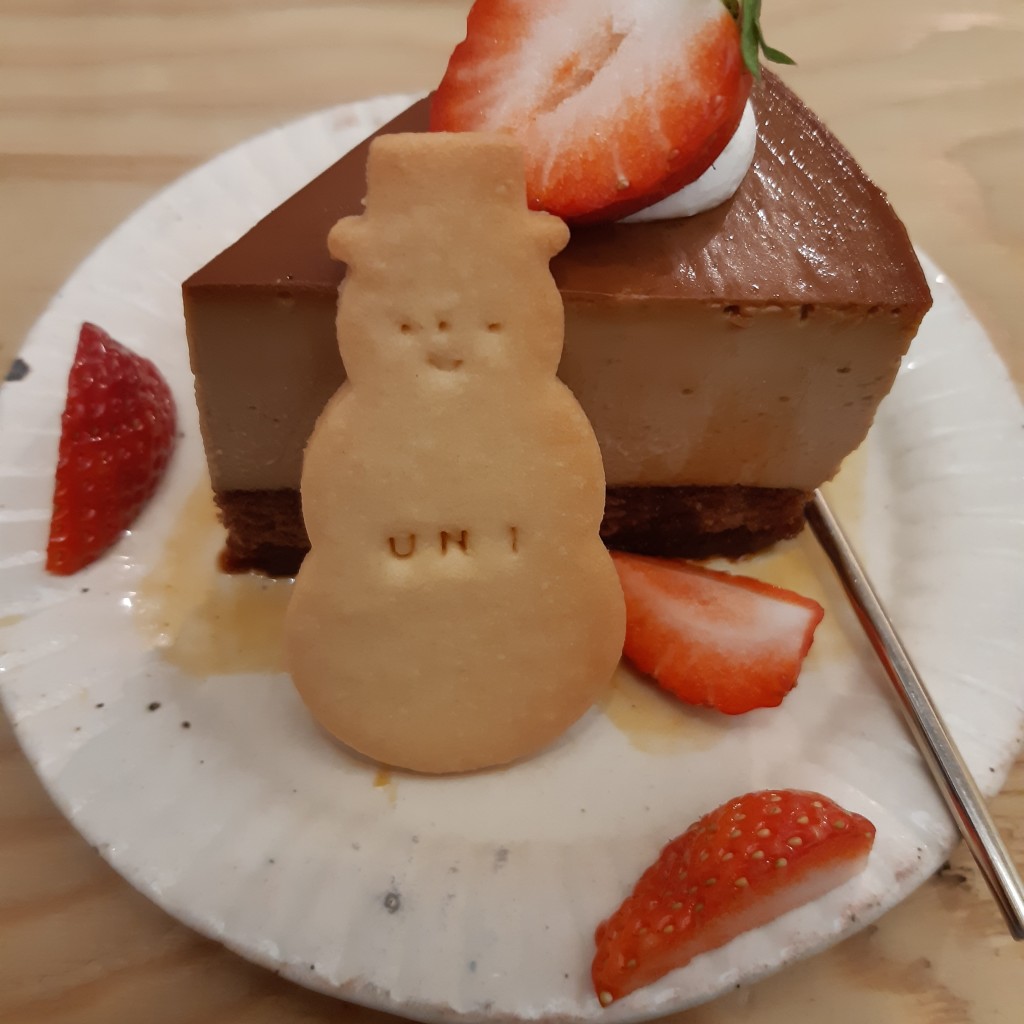 ユーザーが投稿したカフェモカプリンケーキの写真 - 実際訪問したユーザーが直接撮影して投稿した城島町浮島カフェUNIカフェの写真