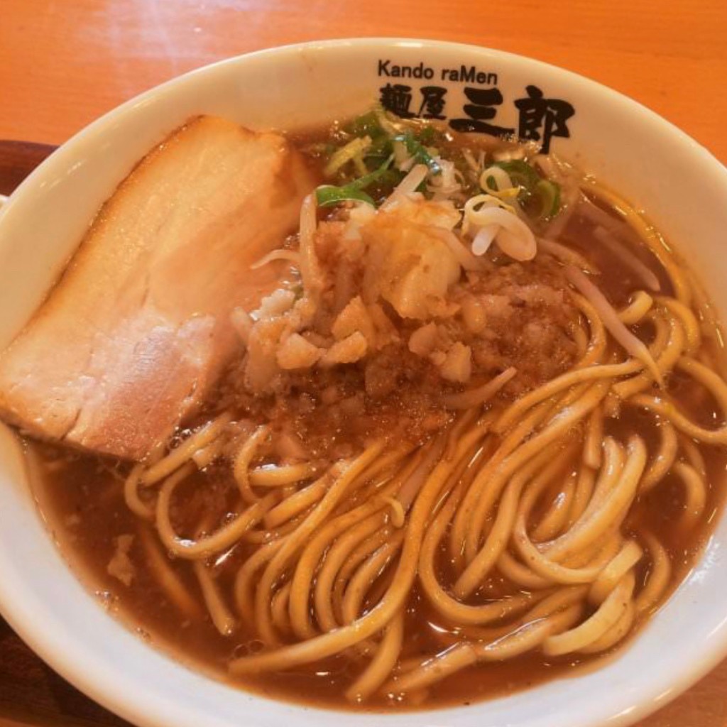 ユーザーが投稿した肉ラーメンの写真 - 実際訪問したユーザーが直接撮影して投稿した三条ラーメン / つけ麺麺屋三郎の写真