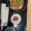 和牛の特上牛丼 - 実際訪問したユーザーが直接撮影して投稿した美々牛丼牛美道の写真のメニュー情報