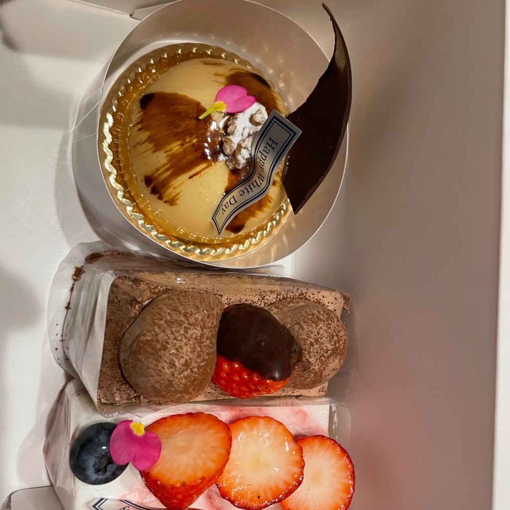 ユーザーが投稿したキャラメルポワールの写真 - 実際訪問したユーザーが直接撮影して投稿した新涯町ケーキお菓子工房 テテの写真