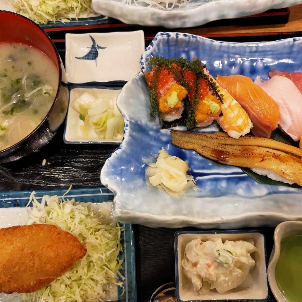 ユーザーが投稿した磯丸寿司定食の写真 - 実際訪問したユーザーが直接撮影して投稿した小杉町居酒屋磯丸水産 武蔵小杉南口店の写真