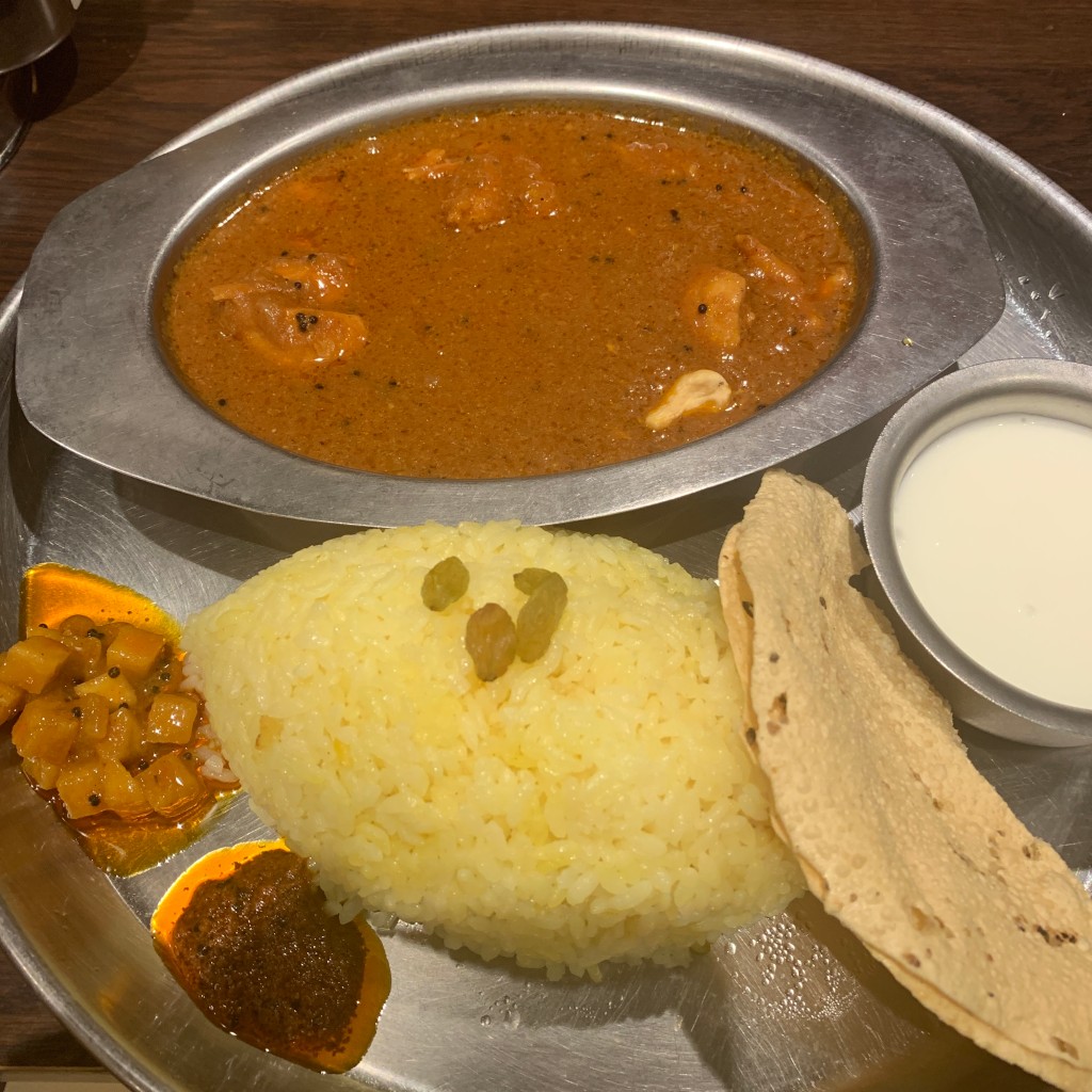 ユーザーが投稿したErick Chicken Curryの写真 - 実際訪問したユーザーが直接撮影して投稿した紀尾井町インドカレーERICK SOUTH 東京ガーデンテラス店の写真