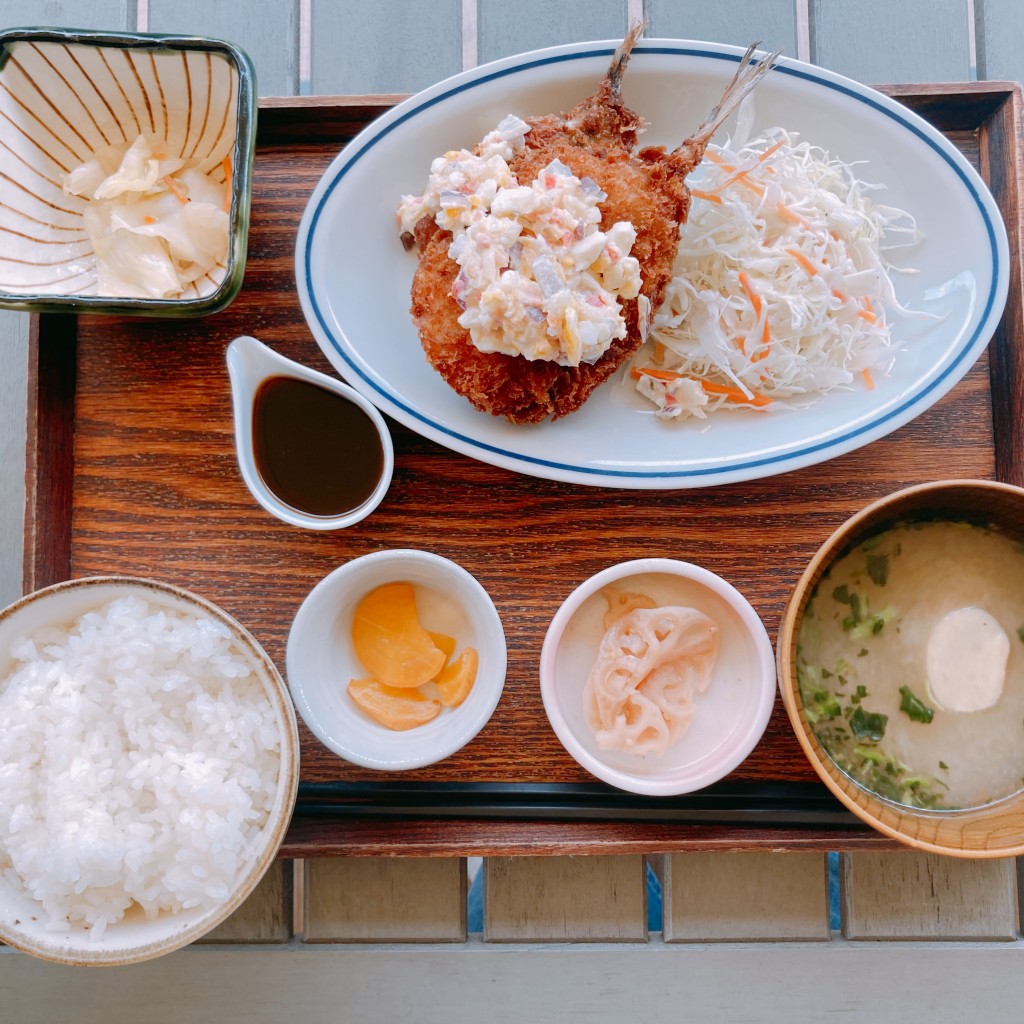 ユーザーが投稿したLunch アジフライ定食の写真 - 実際訪問したユーザーが直接撮影して投稿した江東橋カフェkawara 錦糸町店の写真