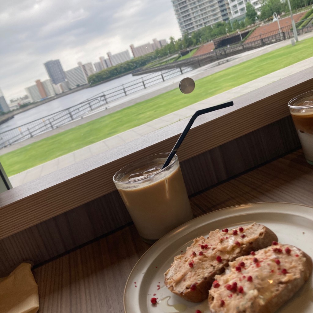 ユーザーが投稿したサーモンクリームチーズトーストの写真 - 実際訪問したユーザーが直接撮影して投稿した豊洲カフェna Cafeの写真