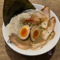 実際訪問したユーザーが直接撮影して投稿した緑ラーメン / つけ麺麺や ゼットンの写真