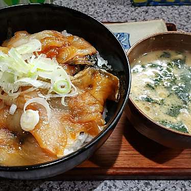 実際訪問したユーザーが直接撮影して投稿した東町かしわ定食屋やままるの写真