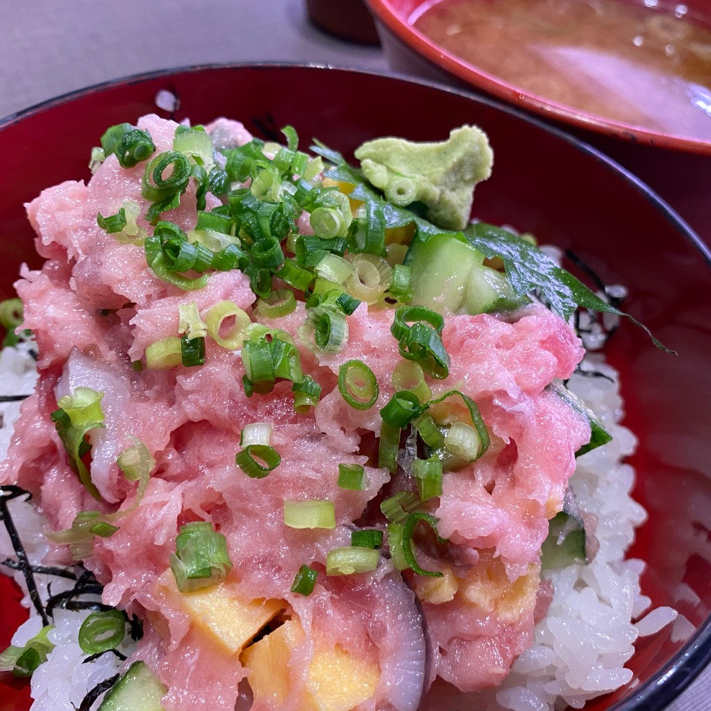 ユーザーが投稿したネギトロちらし丼 みその写真 - 実際訪問したユーザーが直接撮影して投稿した福山町寿司新潟海宝丸 長岡インター店の写真