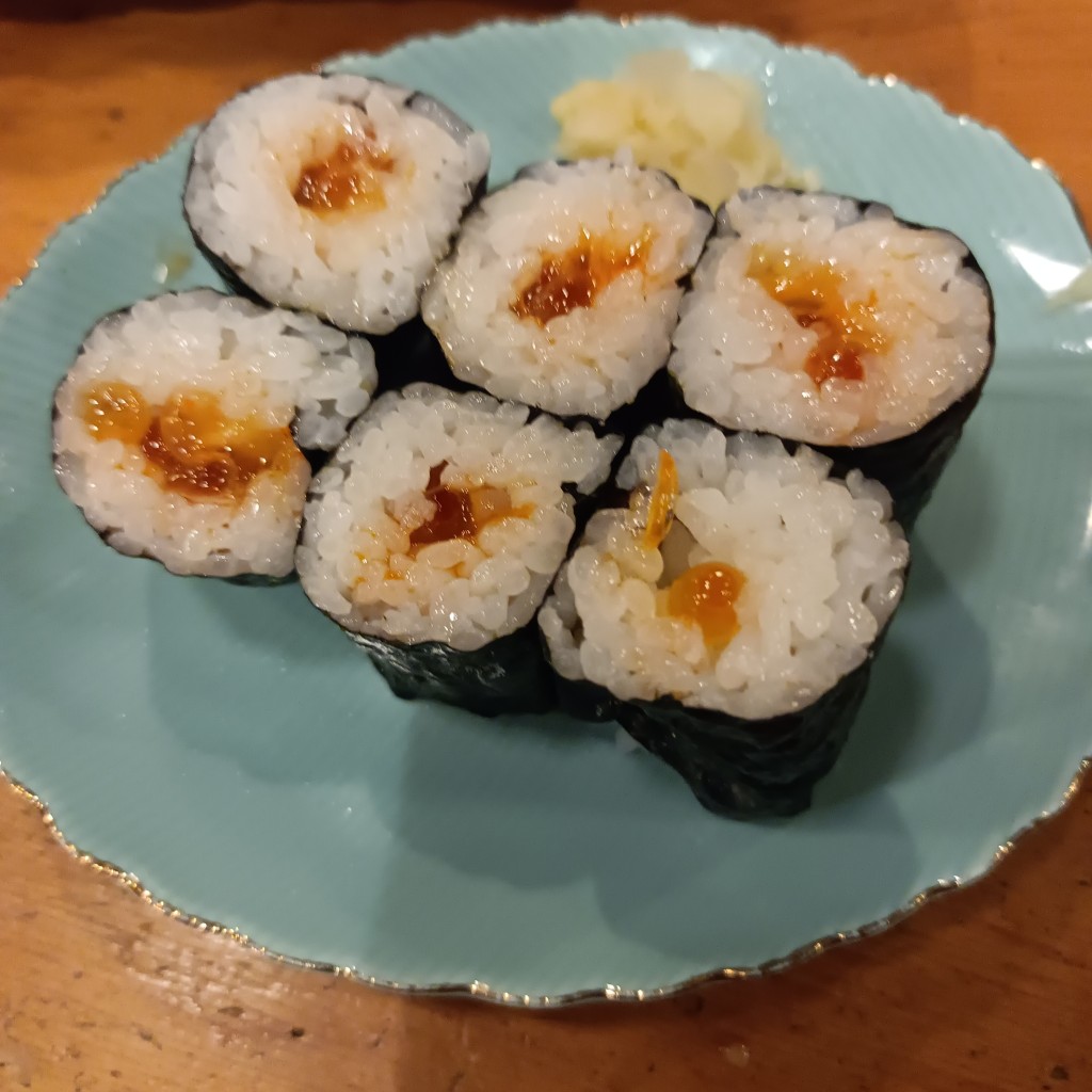 ユーザーが投稿したイクラの巻き寿司の写真 - 実際訪問したユーザーが直接撮影して投稿した弁天町和食 / 日本料理すし房まんまるの写真