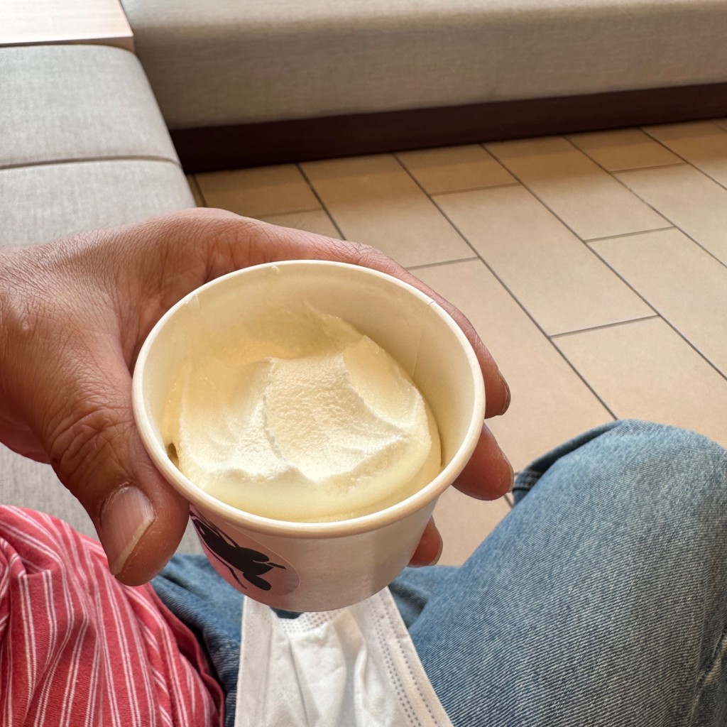 ユーザーが投稿した北海道ミルク カップの写真 - 実際訪問したユーザーが直接撮影して投稿した朝日が丘アイスクリームMOUMOU Cafeの写真