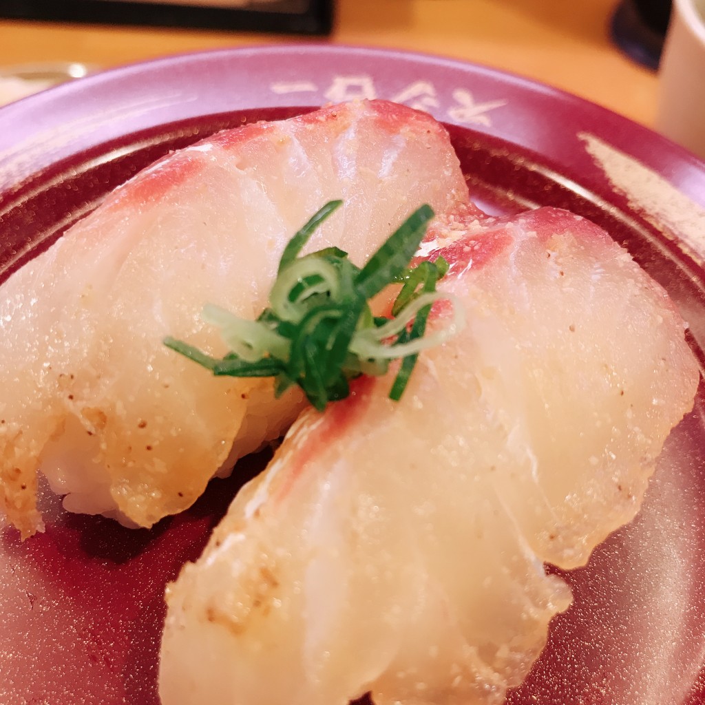 ユーザーが投稿した漬け真鯛の写真 - 実際訪問したユーザーが直接撮影して投稿した平原町回転寿司スシロー 延岡平原店の写真