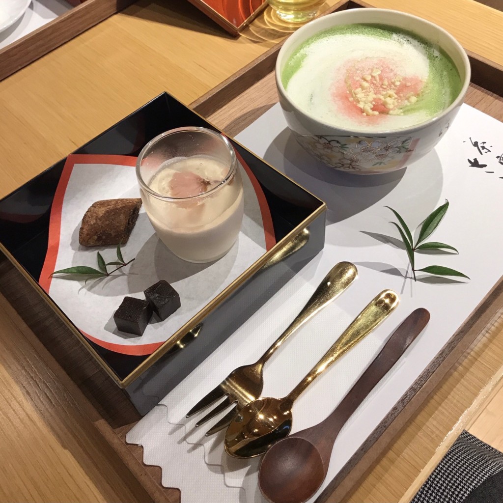 バッドバツまるさんが投稿した東郷町南瀬カフェのお店茶寮ささのの写真