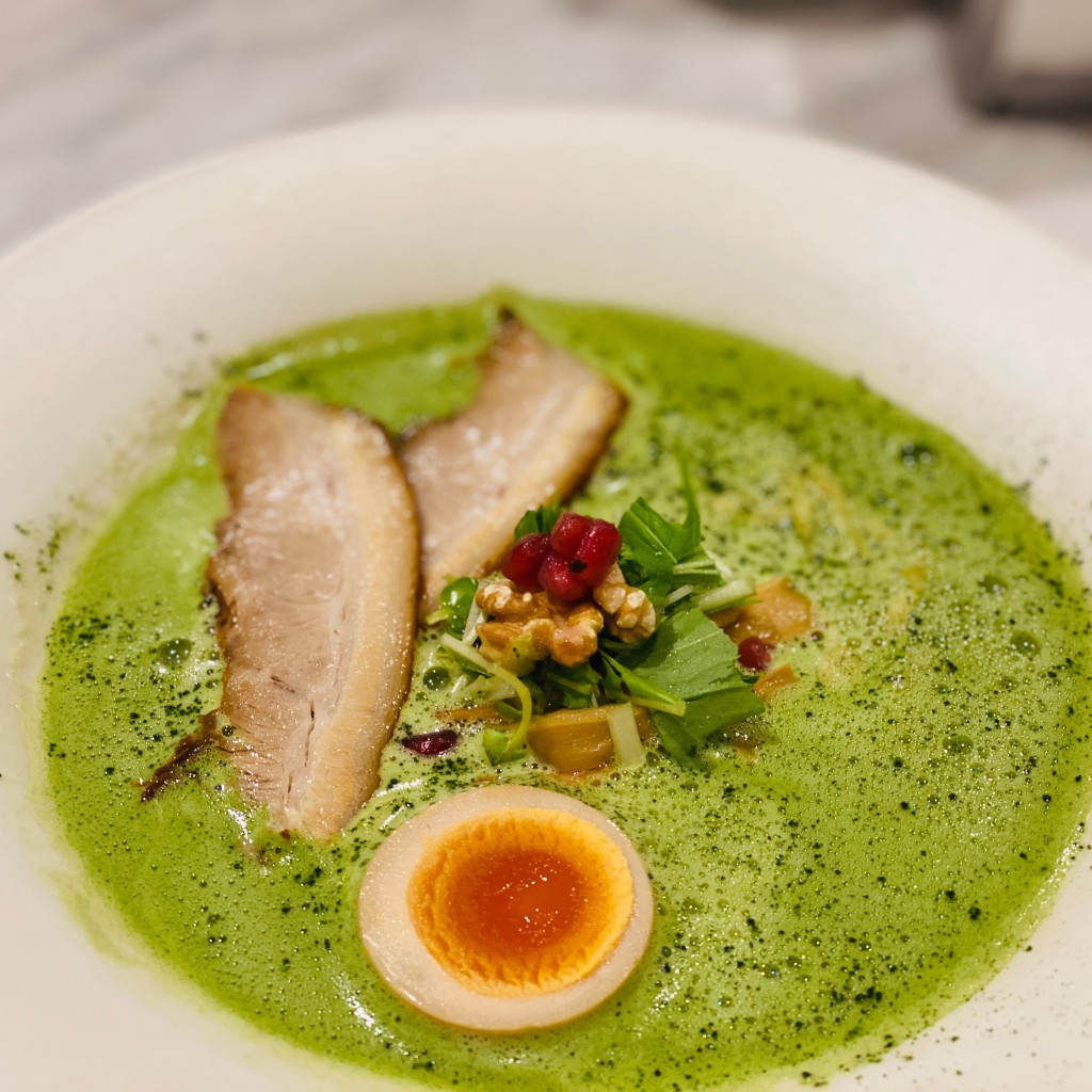 ユーザーが投稿した和牛抹茶鶏白湯ラーメンの写真 - 実際訪問したユーザーが直接撮影して投稿した西新宿ラーメン / つけ麺MENSHO SAN FRANCISCOの写真