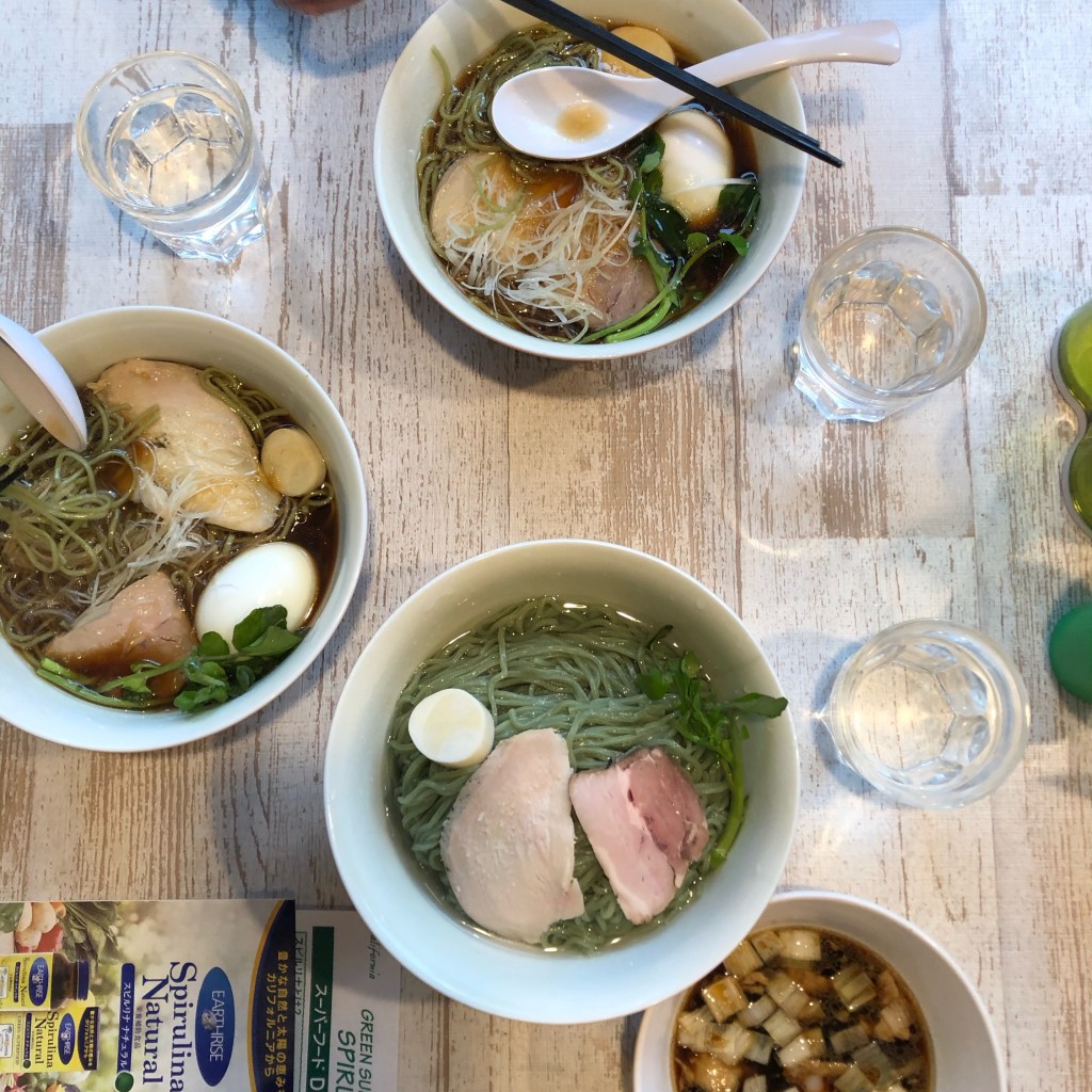 ユーザーが投稿したLunch アグー豚醤油ラーメン名古屋コーチン卵の写真 - 実際訪問したユーザーが直接撮影して投稿した旗の台ラーメン専門店ブンブンブラウカフェ ウィズビーハイヴの写真