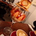 パフェ - 実際訪問したユーザーが直接撮影して投稿した北長狭通カフェCAFE ET VIN Salutaneの写真のメニュー情報