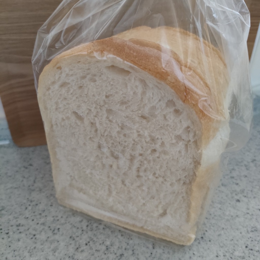 ユーザーが投稿したパンの写真 - 実際訪問したユーザーが直接撮影して投稿した中川中央ベーカリーKomus Bakeryの写真