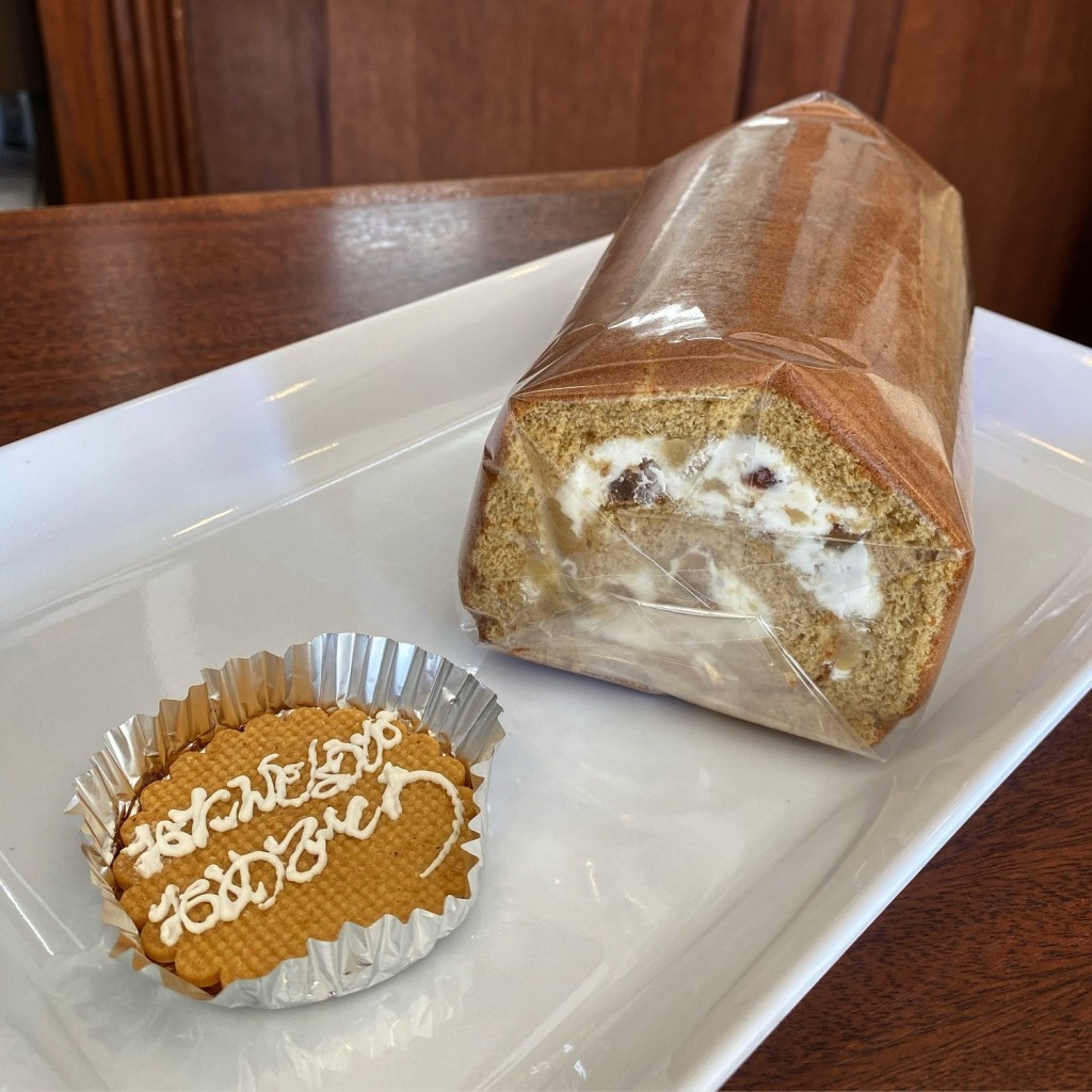 ユーザーが投稿した栗と黒糖のロールケーキの写真 - 実際訪問したユーザーが直接撮影して投稿したみずほ台ケーキパティスリー ル・スリールの写真
