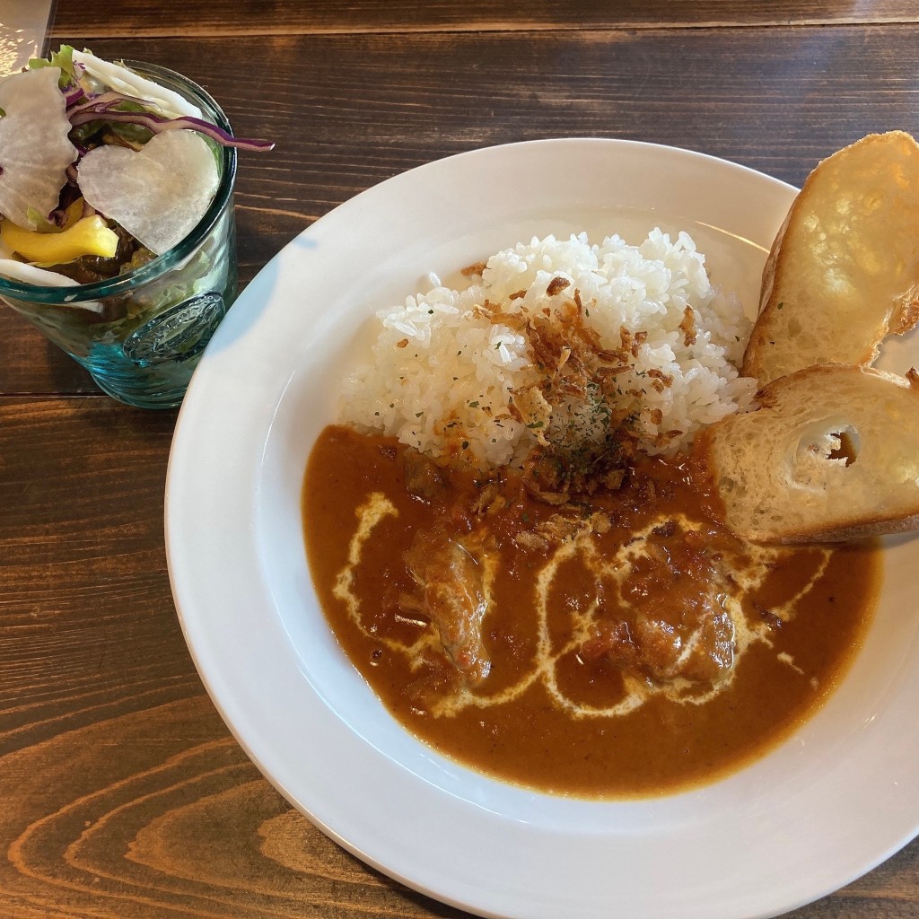 ユーザーが投稿したバターチキンカレーの写真 - 実際訪問したユーザーが直接撮影して投稿した幸町カフェCAFE REGODの写真