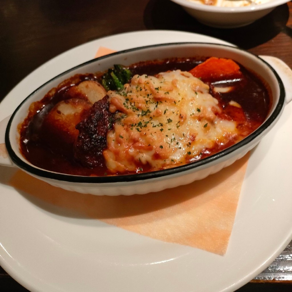 ユーザーが投稿したチーズ煮込みバーグDの写真 - 実際訪問したユーザーが直接撮影して投稿した一之江洋食MARUKOの写真