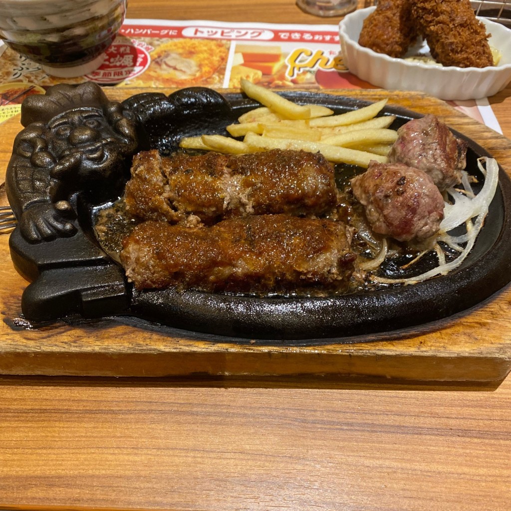 ユーザーが投稿した炭焼き黒毛和牛ハンバーグ＆炭焼き厚切りサーロインステーキの写真 - 実際訪問したユーザーが直接撮影して投稿した寿町ステーキブロンコビリー 東大阪岸田堂店の写真