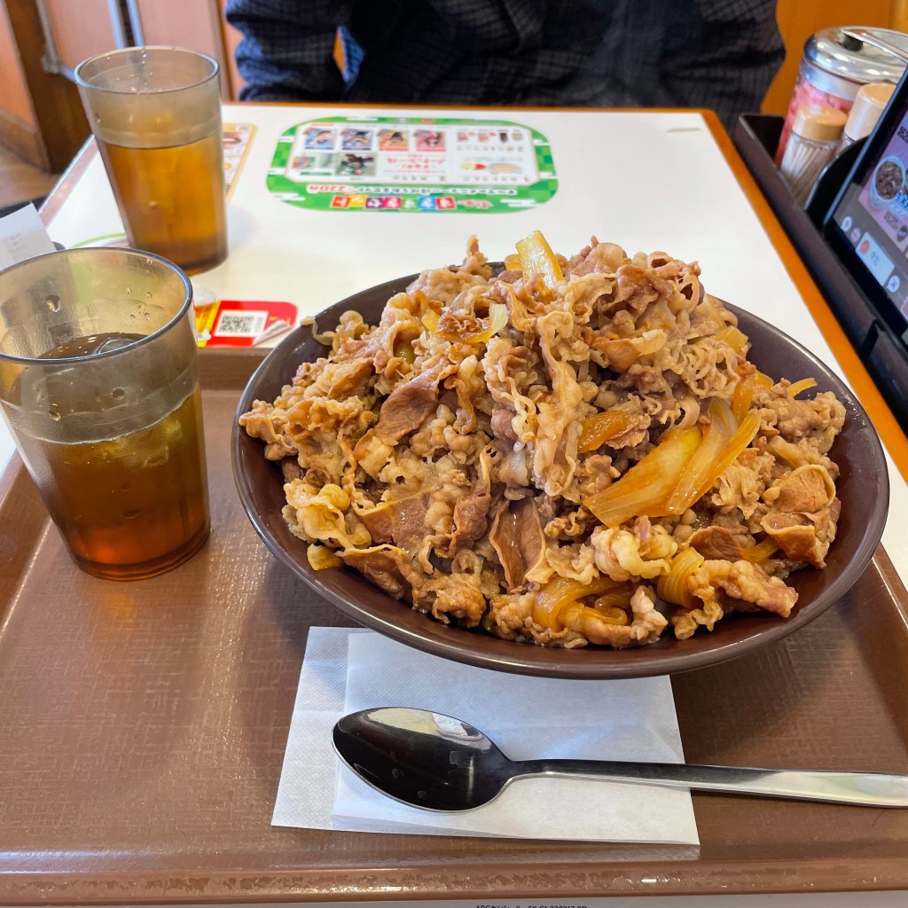 ユーザーが投稿したキング牛丼の写真 - 実際訪問したユーザーが直接撮影して投稿した拾六間牛丼すき家 熊谷籠原店の写真