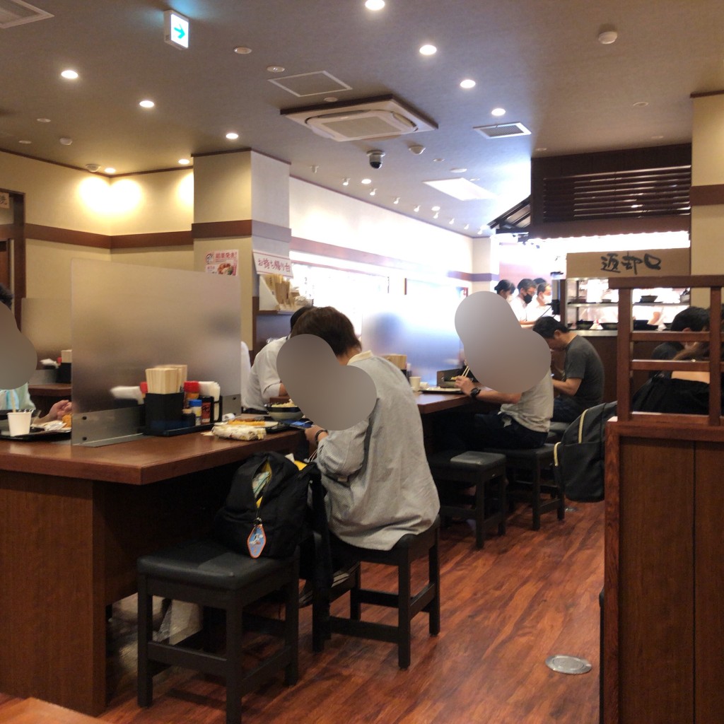 実際訪問したユーザーが直接撮影して投稿した旭町うどん丸亀製麺 八王子アイロード店の写真