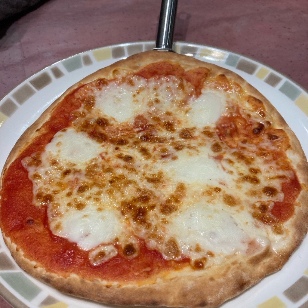 ユーザーが投稿したマルゲリータピザの写真 - 実際訪問したユーザーが直接撮影して投稿した蒲原イタリアンサイゼリヤ ゆめタウン八女店の写真