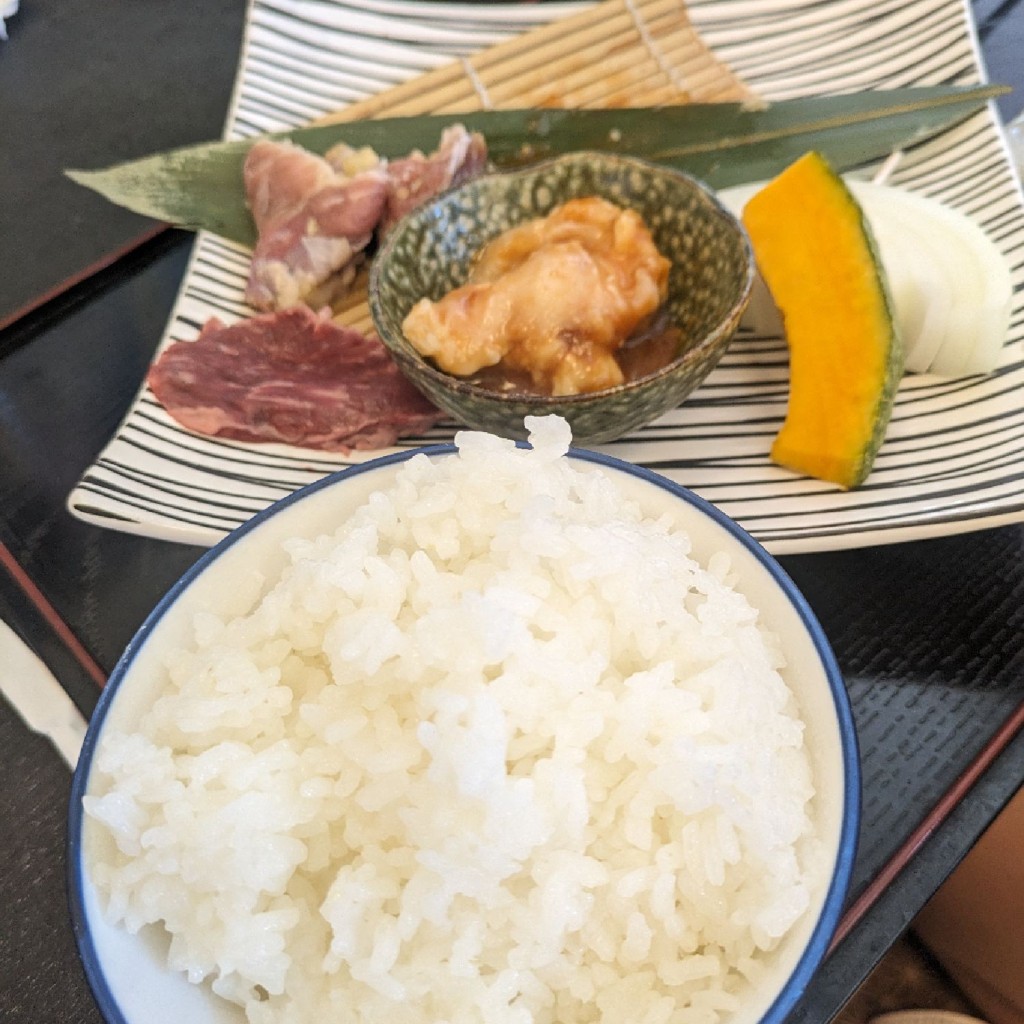 ユーザーが投稿した焼肉定食の写真 - 実際訪問したユーザーが直接撮影して投稿した津賀町定食屋わかKARAさつき温泉店の写真