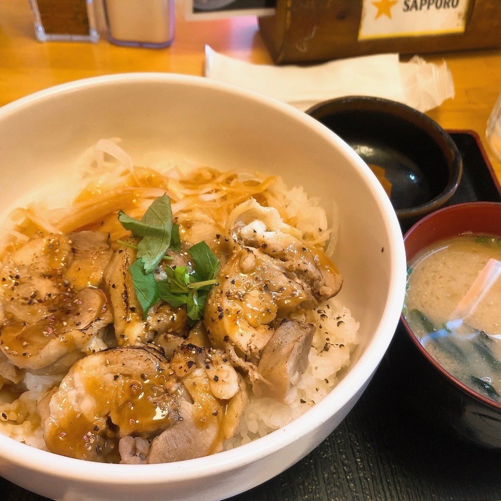 oguuさんが投稿した南幸串焼きのお店鉄なべや とん太/テツナベヤ トンタの写真