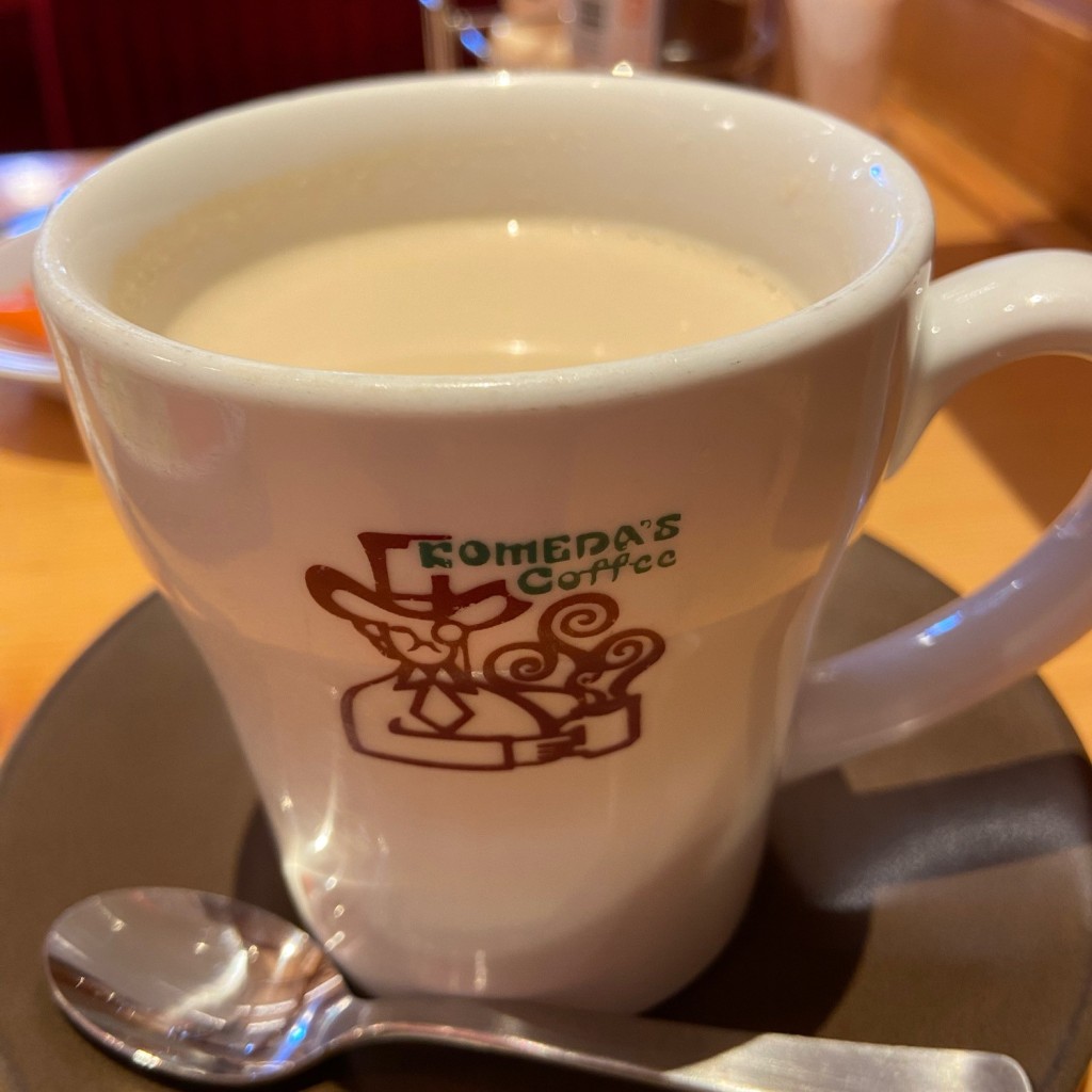 ユーザーが投稿したたっぷりミルクコーヒーの写真 - 実際訪問したユーザーが直接撮影して投稿した中田西喫茶店コメダ珈琲店 横浜中田店の写真