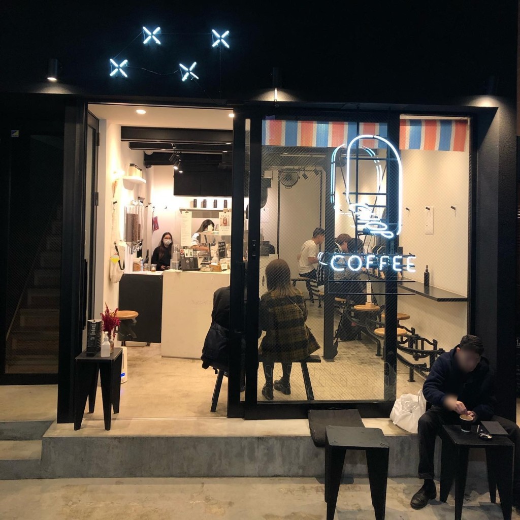 ラテアートが素敵なおしゃれカフェ紹介さんが投稿した神宮前コーヒー専門店のお店CHOP COFFEE CAT STREET/チョップ コーヒー キャット ストリートの写真